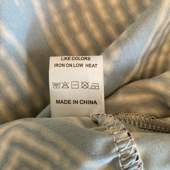 Izuria XL Maxi Dress Excellent Condition - Picture 5 of 6